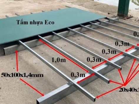 thi-cong-tam-nhua-eco-5117